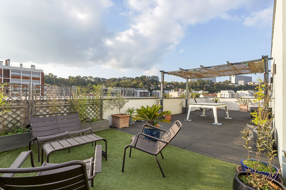 Exclusivité - Appartement T5 119m2 et Rooftop - Lyon 9