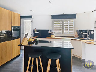  Maison � vendre 8 pi�ces 189 m�