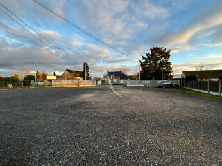  Immeuble  vendre 6 pices 325 m