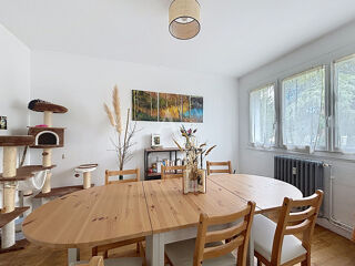  Appartement à louer 5 pièces 81 m²