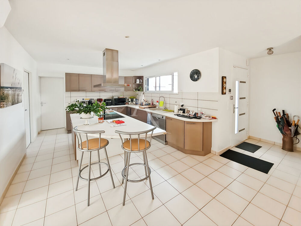 Vente Maison CHALLANS,  proximit  pied de tous commerces ! Challans