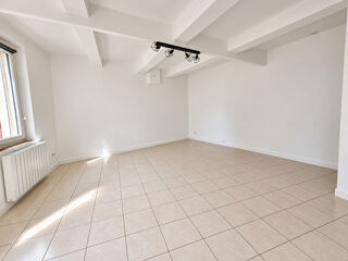 Vente Maison Maison de Ville LES MILLES - 3 pièce(s) - 70.49 m2 avec extérieur Les milles
