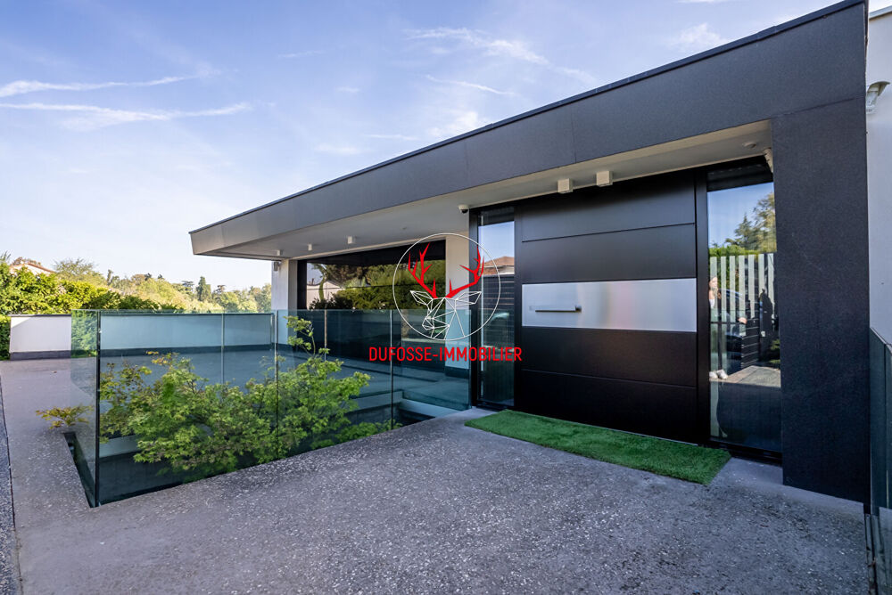 Charnay-lès-Mâcon, Élégance architecturale & vue exceptionnelle