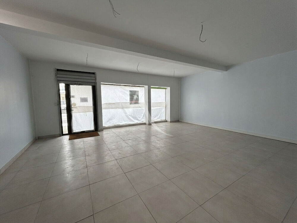   Local commercial Saint Nazaire 72.03 m2 Saint nazaire