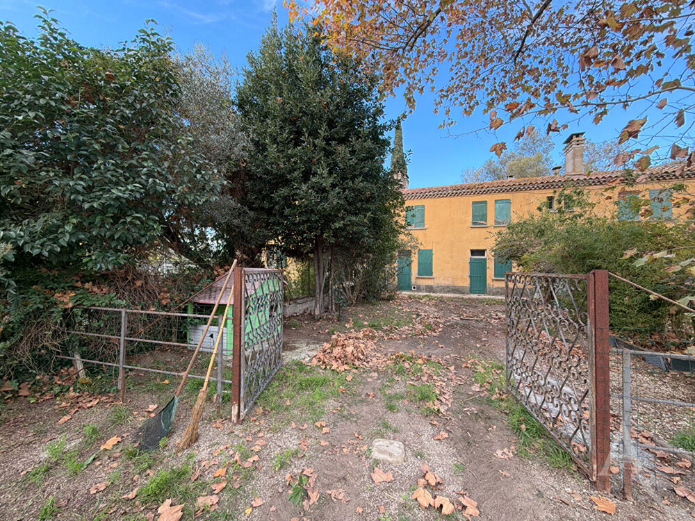 � vendre  Villa Arles (13200)