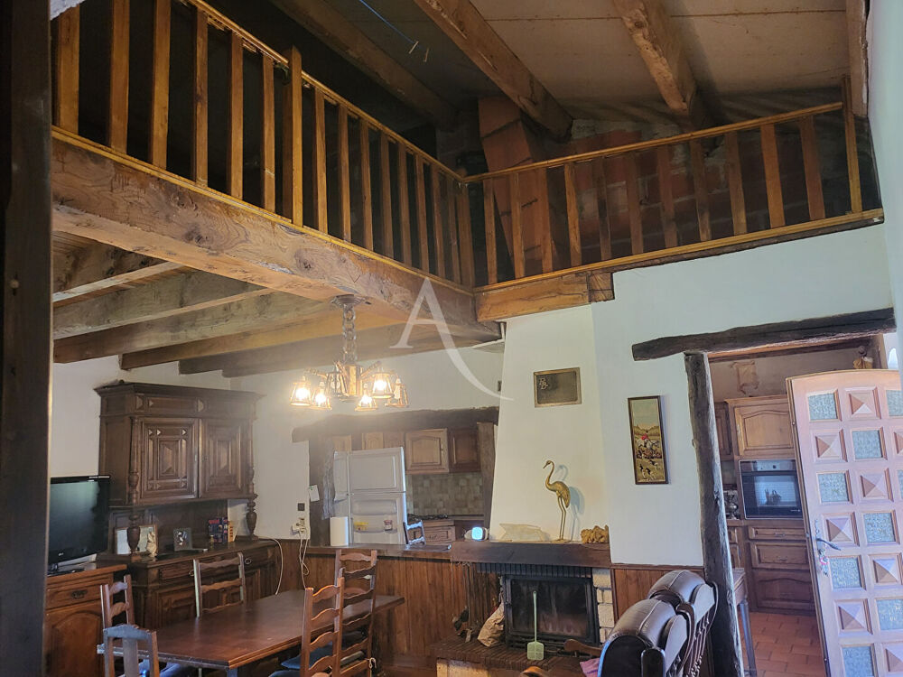 Saint Antonin de Lacalm, maison de 145 m² .