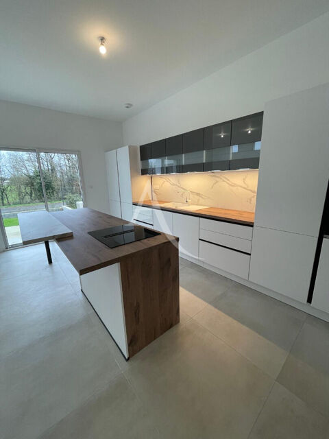  Maison � louer 5 pi�ces 144 m� Le bignon