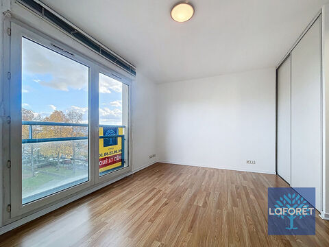  Appartement � louer 1 pi�ce 25 m� Cergy