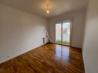  Appartement à louer 2 pièces 53 m²