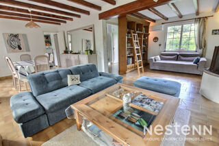 Vente Maison Maison individuelle - grand terrain - 5 chambres dont une au rez-de-chaussée - garages - stationnement Ennetieres en weppes