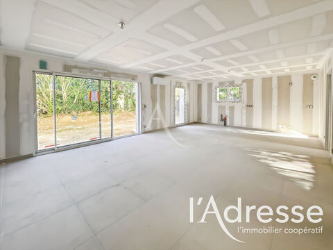   Maison Aubagne - 4 pi�ces - 95 m2 Maison - 4 pi�ce(s) - 95 m�