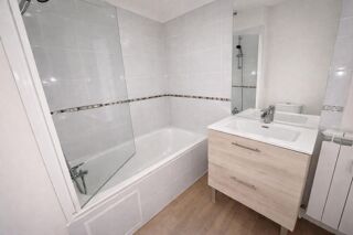  Appartement à louer 1 pièce 28 m²