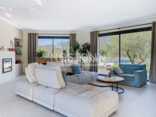  Maison � vendre 7 pi�ces 264 m�