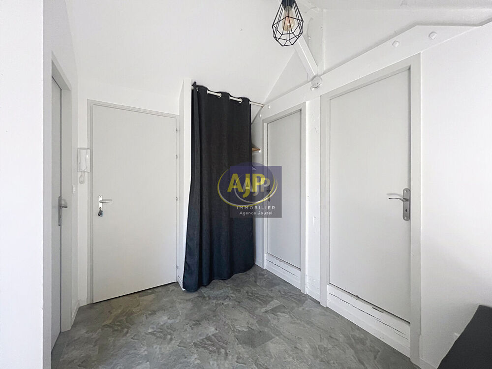 Location Appartement Nantes, Jardin des Plantes  Recherche colocataire - Appartement meublé 3 pièces 66.05 m² Nantes