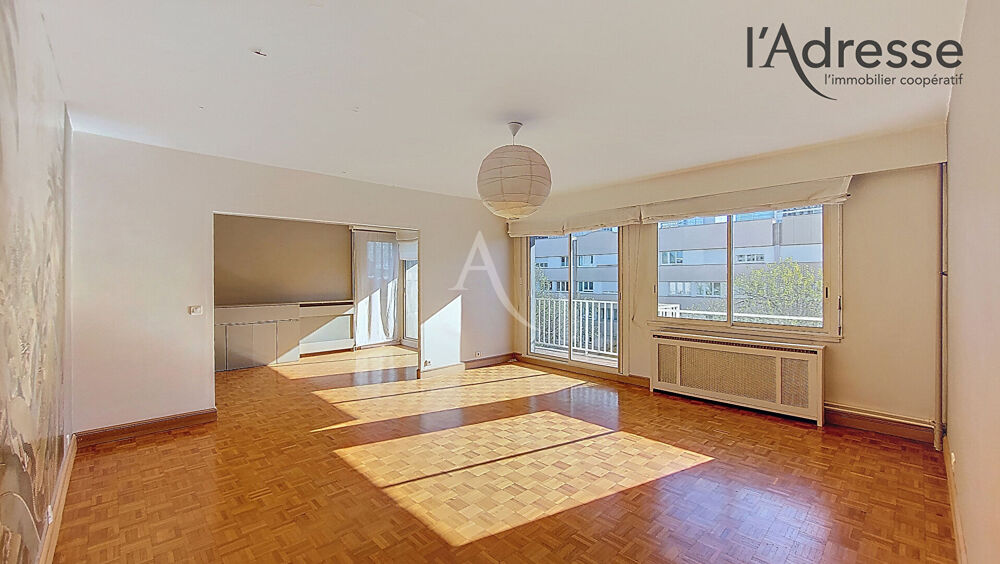 PUTEAUX/ Boieldieu - Appartement 5 pièces 121m² avec cave, parking boxé et balcon 8m²
