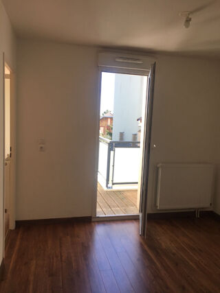  Appartement à louer 2 pièces 43 m²