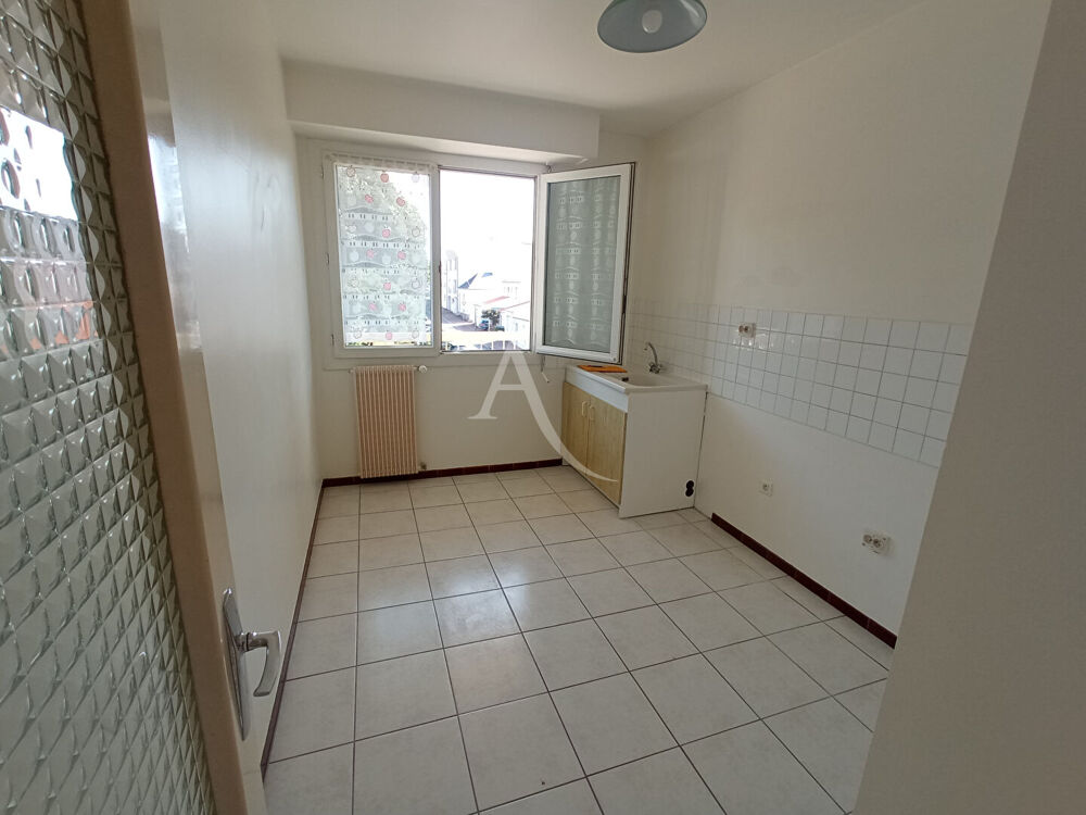 CHALLANS CENTRE - Appartement T2 de 52.10 m²