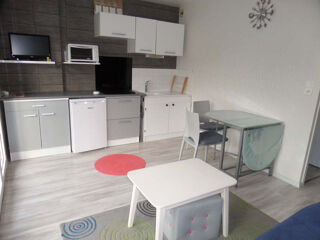  Appartement à louer 2 pièces 31 m²