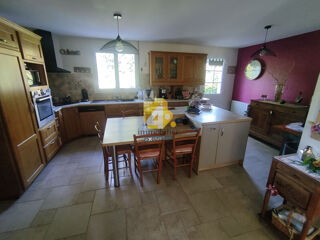  Maison  vendre 8 pices 176 m