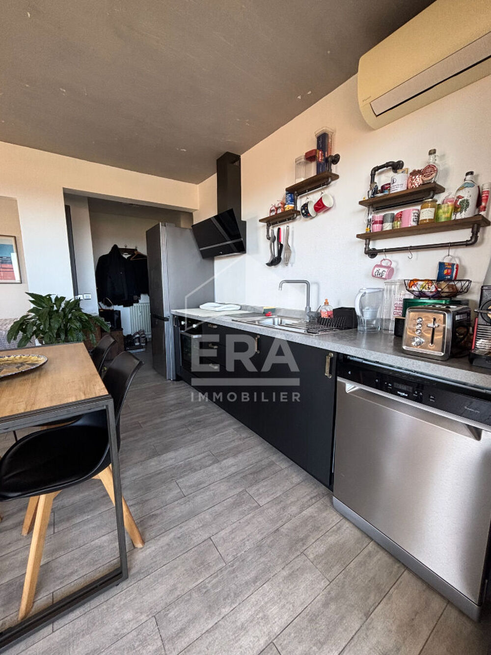 Vente Appartement Beau T2 en Dernier étage avec vue mer Saint laurent du var