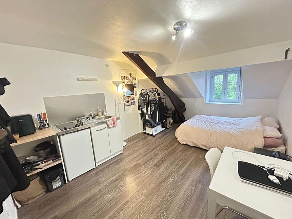 un ensemble de 2 studios : 29.79 m2