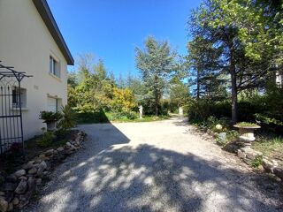  Maison � vendre 9 pi�ces 234 m�