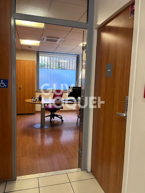 Local commercial Grenade 53 m2 883 31330 Grenade