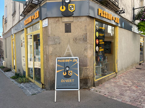 Local commercial Cholet 540 49300 Cholet