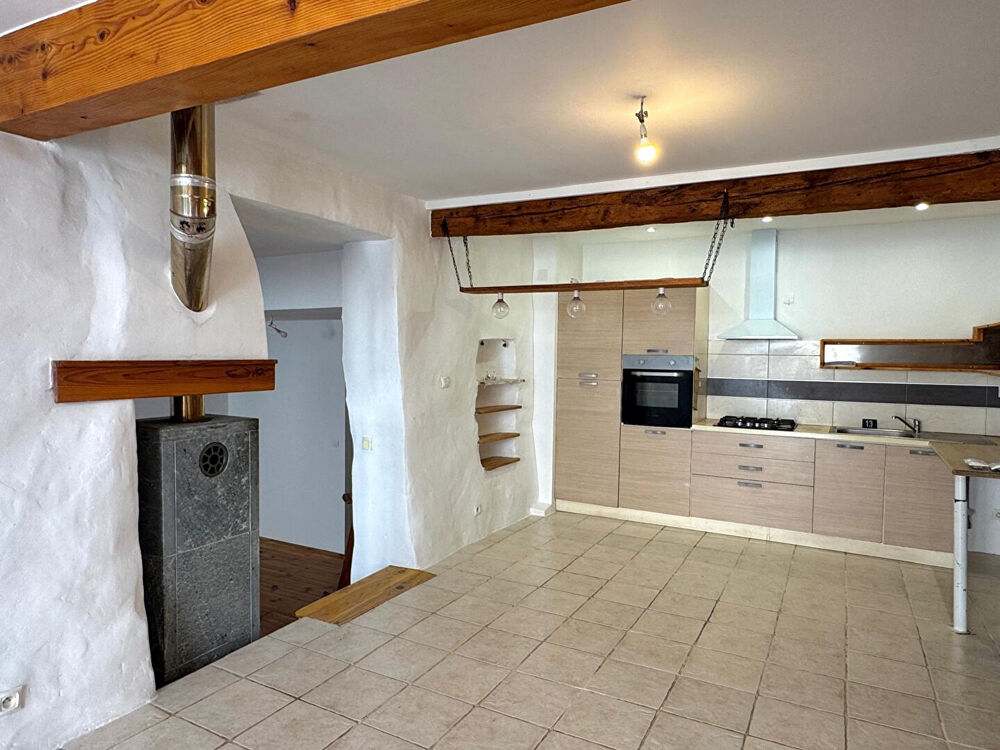 Maison d'environ 140 m2 , 4 pièces, 2 chambres