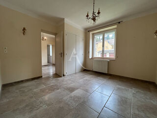 Maison à vendre 13 pièces 334 m²