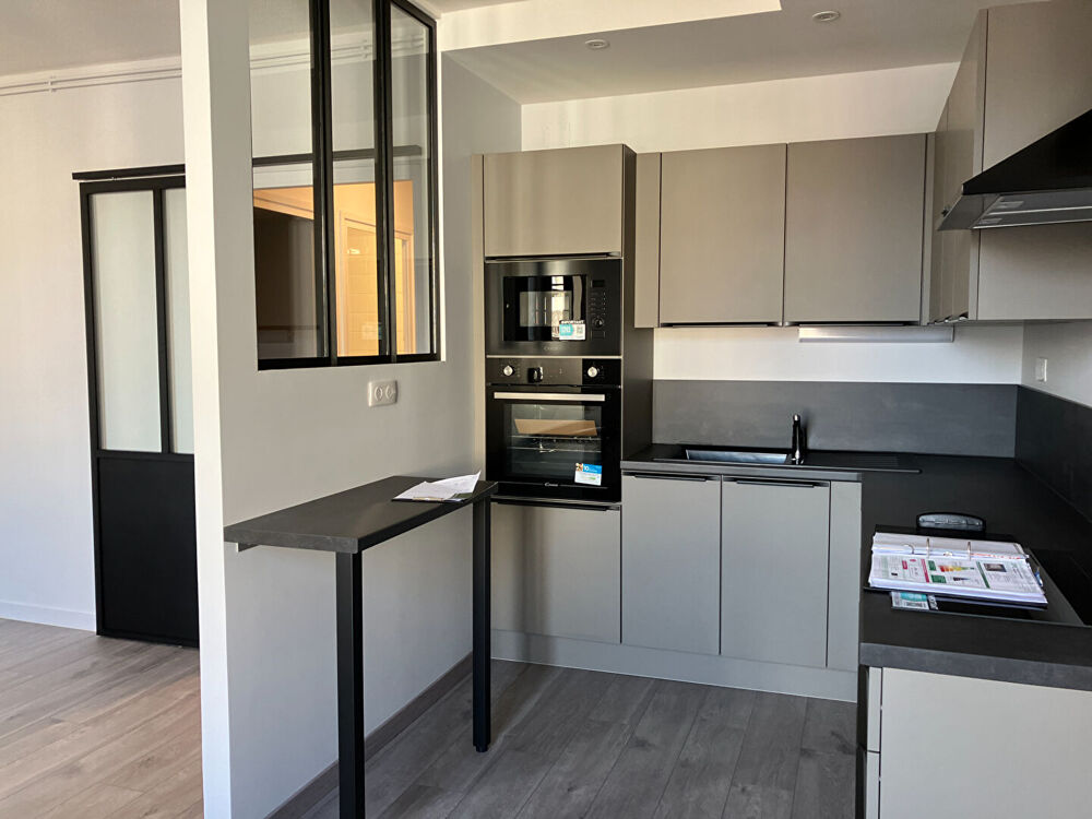 Location Appartement Appartement Bourg-en-bresse 2 pièce(s)  bis 62.73 m2 Rénové Bourg-en-bresse