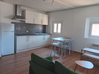  Appartement à louer 1 pièce 35 m²