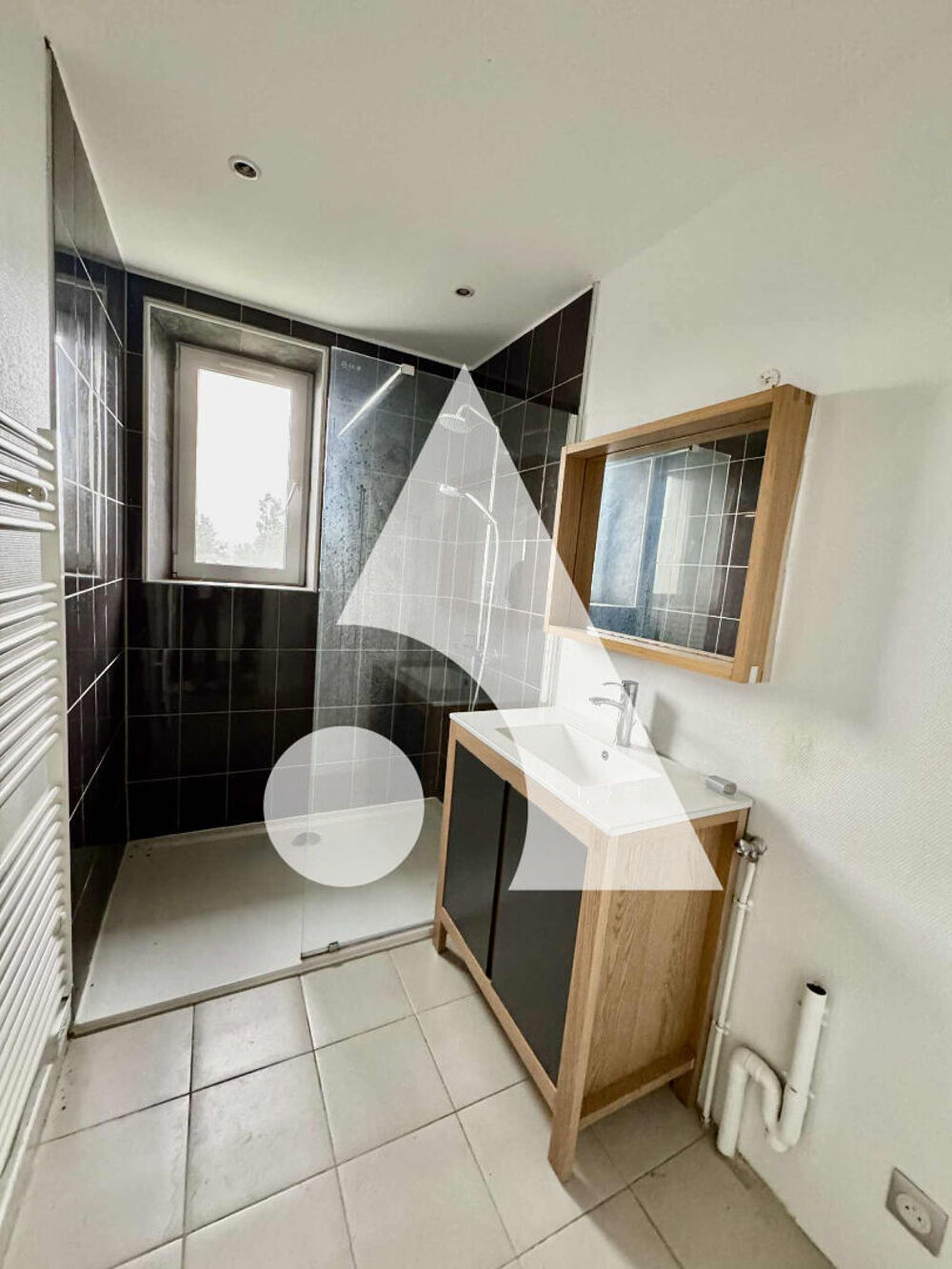 Location Appartement À louer T3  avec balcon et jardin collectif Neufchateau