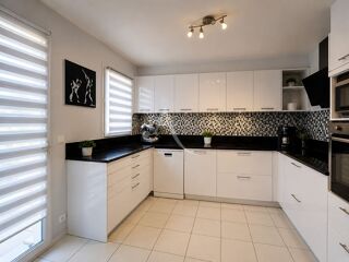  Maison à vendre 5 pièces 193 m²