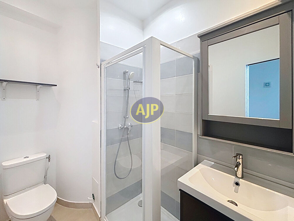 Vente Appartement 2 Pièces traversant Paris 15