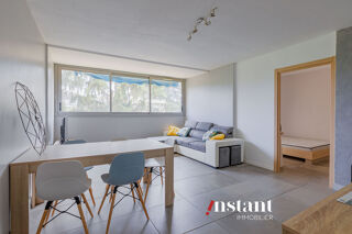  Appartement à louer 6 pièces 96 m²