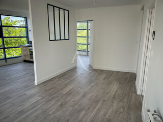  Appartement à louer 4 pièces 78 m²