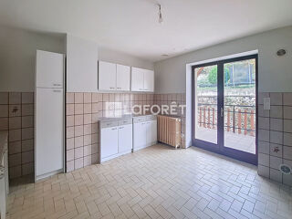  Immeuble � vendre 10 pi�ces 262 m�