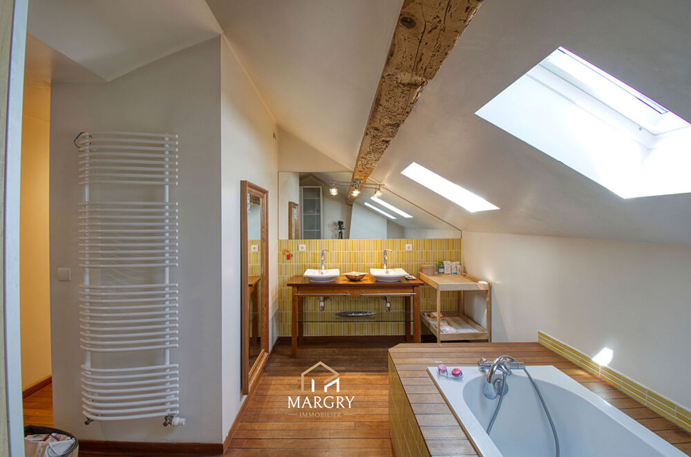 � vendre  Maison Divonne-les-Bains (01220)