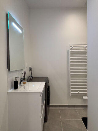  Appartement à louer 1 pièce 34 m²