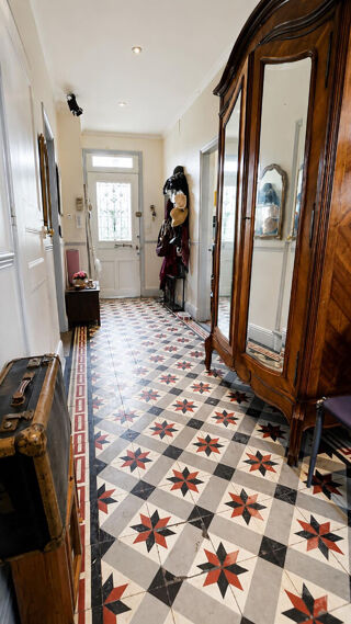  Maison à vendre 6 pièces 164 m²