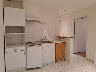  Appartement à louer 2 pièces 28 m²