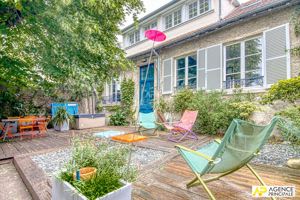 à vendre  Maison Versailles (78000)