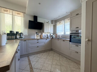  Maison � vendre 10 pi�ces 378 m�