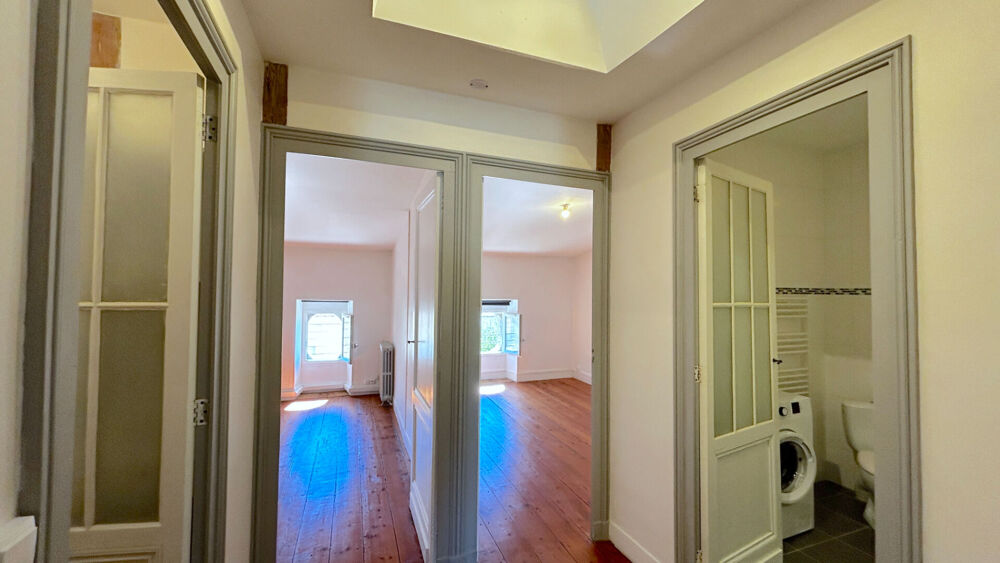 A LOUER APPARTEMENT 3 PIECES - BLAYE CENTRE