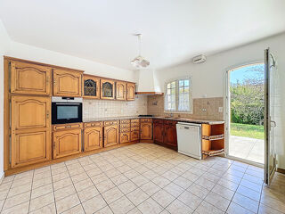  Maison � vendre 6 pi�ces 205 m�