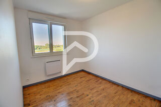  Maison à louer 6 pièces 87 m²