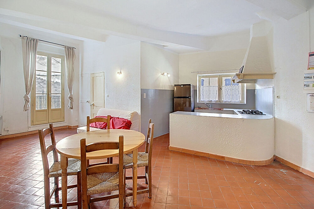 Vente Appartement A VENDRE ! Appartement T1 bis 42 m² avec grandes caves voûtées - Centre de VILLECROZE Villecroze