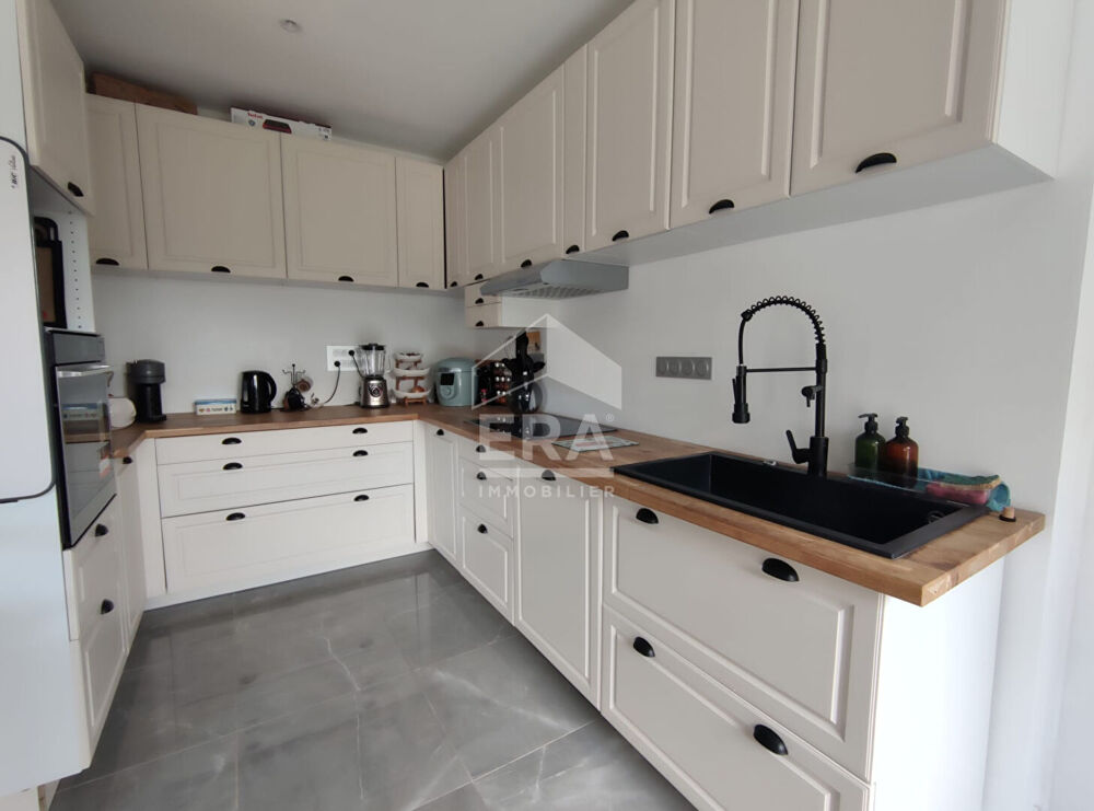 Maison Sainville 5 pièce(s) 150 m2