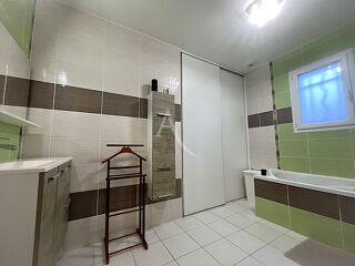  Maison  vendre 5 pices 145 m